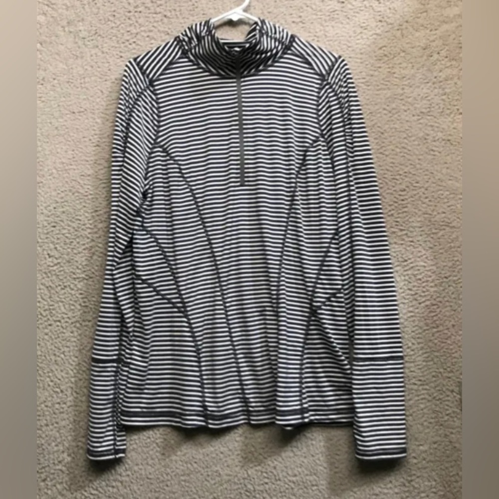 Zella Womens Extra Large Black and White Striped Quarter Zip Long Sleeve Jacket